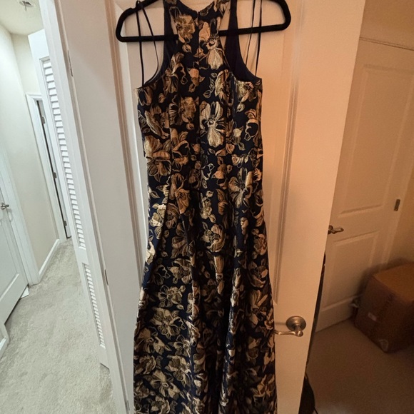 Badgley Mischka Floral Jacquard floor length gown - Picture 3 of 4